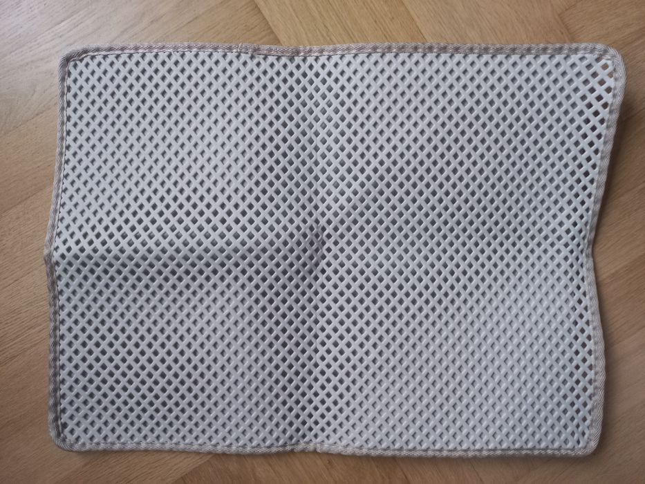 Mata pod kuwetę dla kota 45x60cm