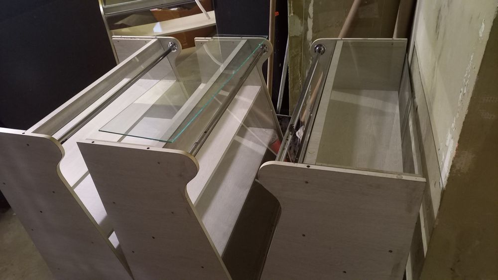 Продам стелажі ,бу для торгівлі