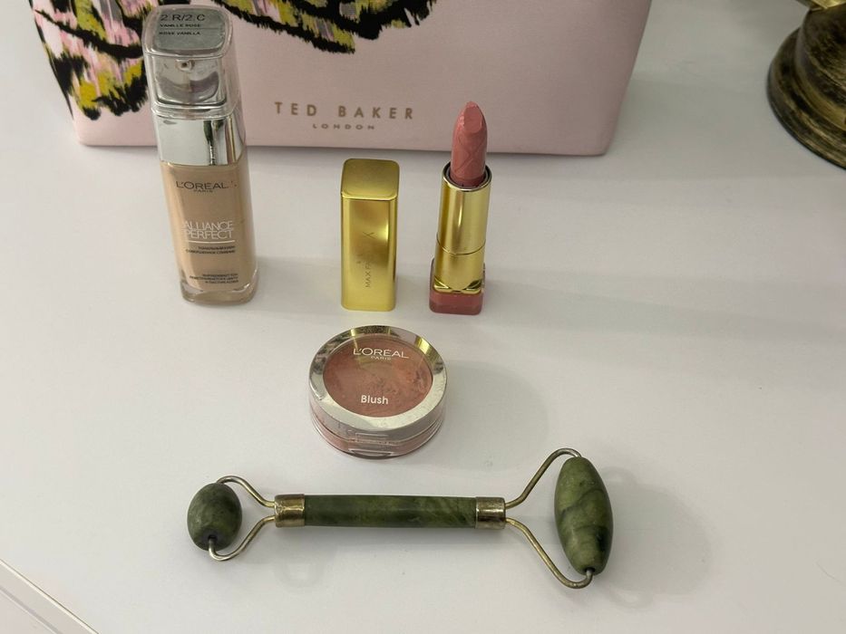 Декоративна косметика Loreal,Maybelline,Nyx,Max Factor