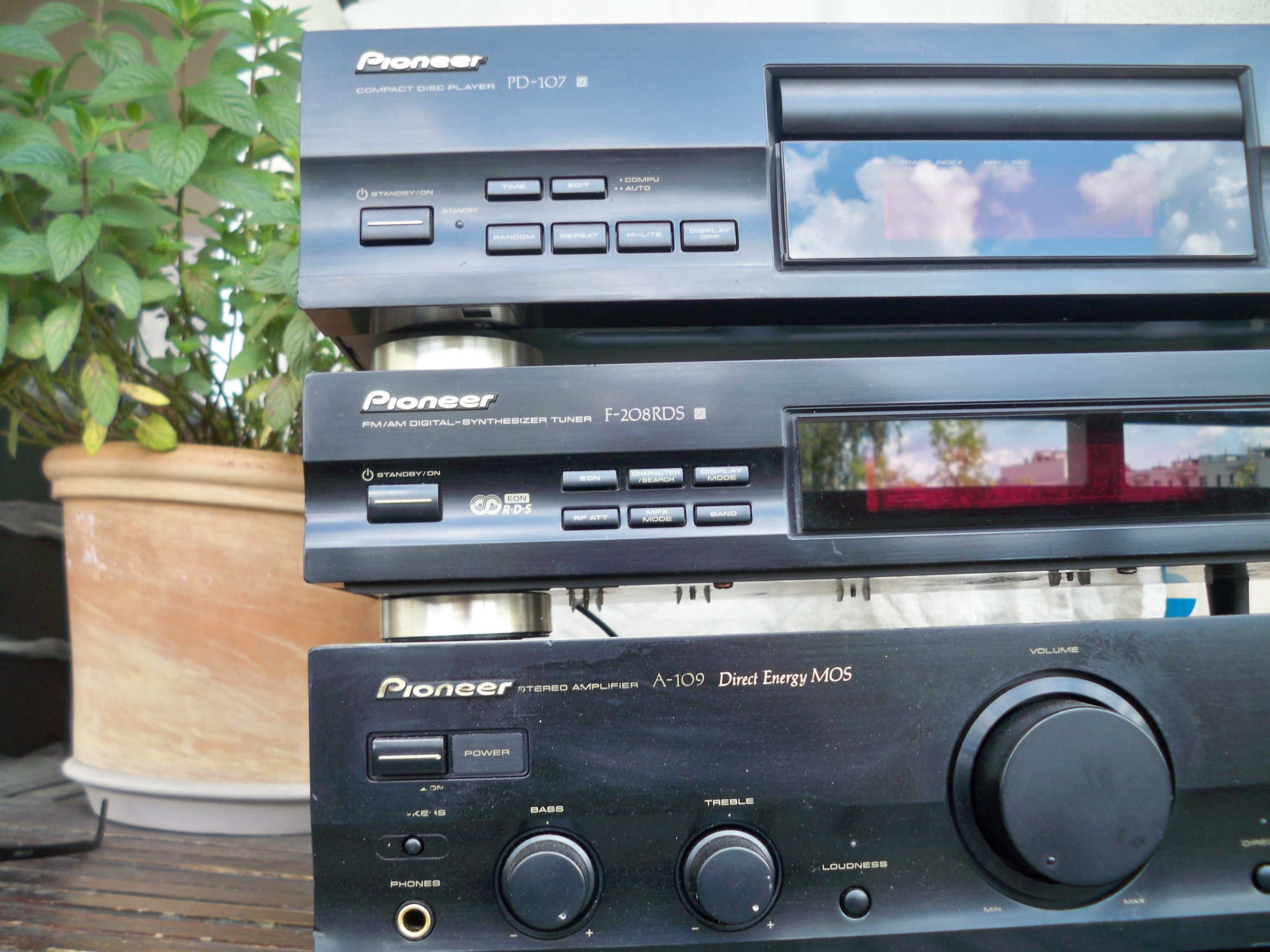 wieża Pioneer wzmacniacz A-109 + tuner F-208RDS + odtwarzacz CD PD-107