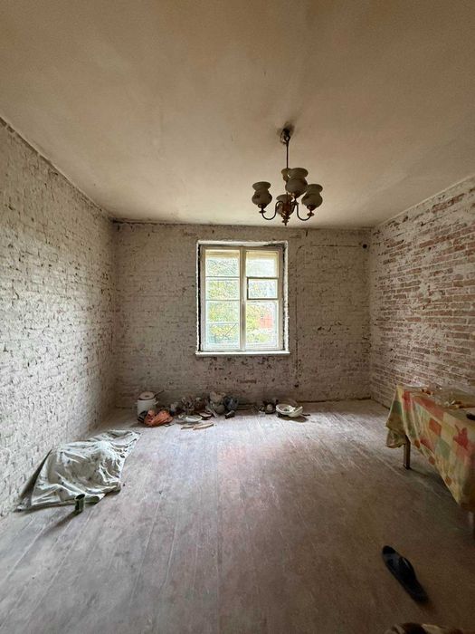 Продаж 2-кім. квартири на вул. Замарстинівській з власним подвір’ям