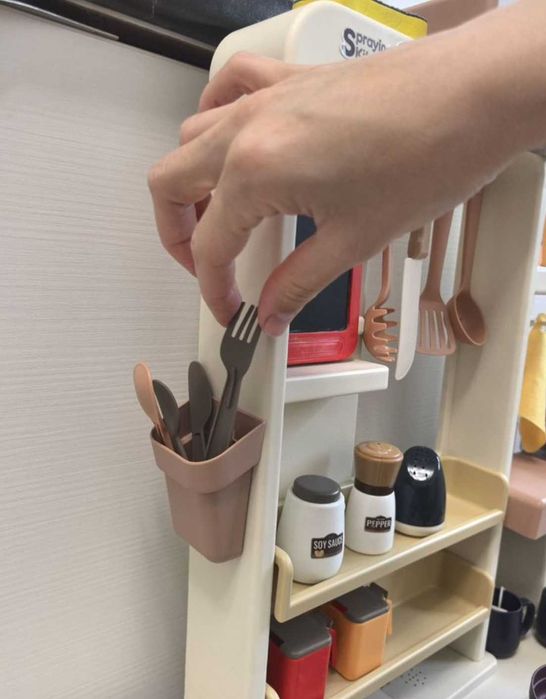 детская кухня с множеством функций игрушечная