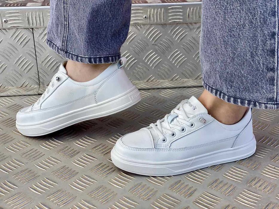 Білі кросівки кроси кеди шкіра Bearpaw