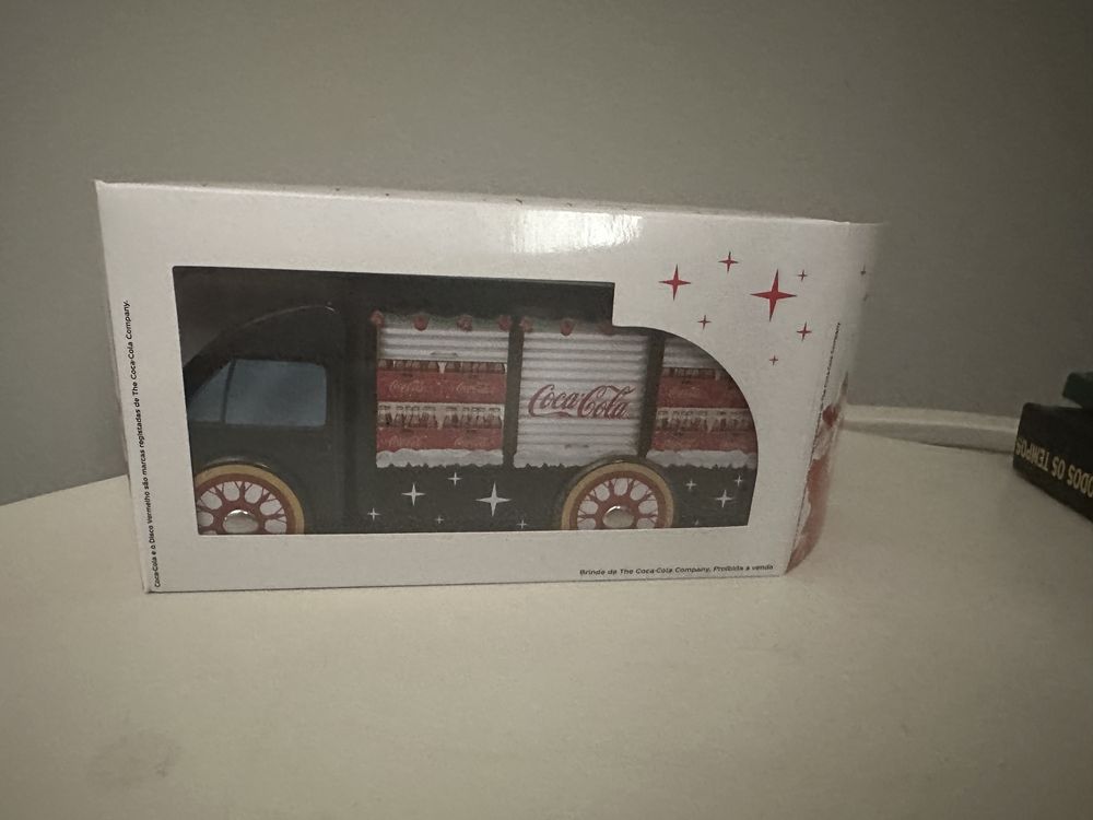 Carro lata coca cola