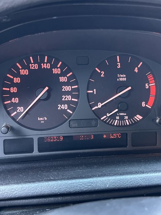 BMW e53 m57 TDI 3.0 2002 рік Автомат