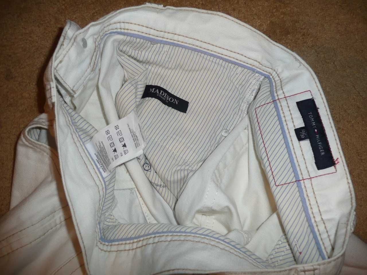 Spodnie dżinsy TOMMY HILFIGER W33/L30=44/107cm