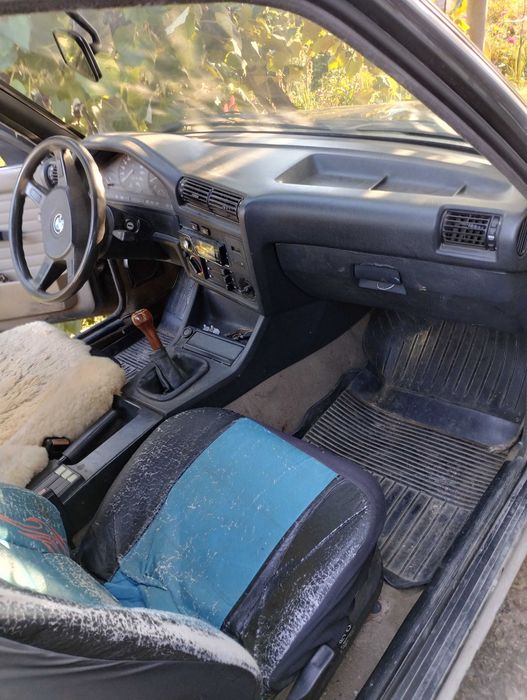 Автомобіль BMW 318I E30 1985