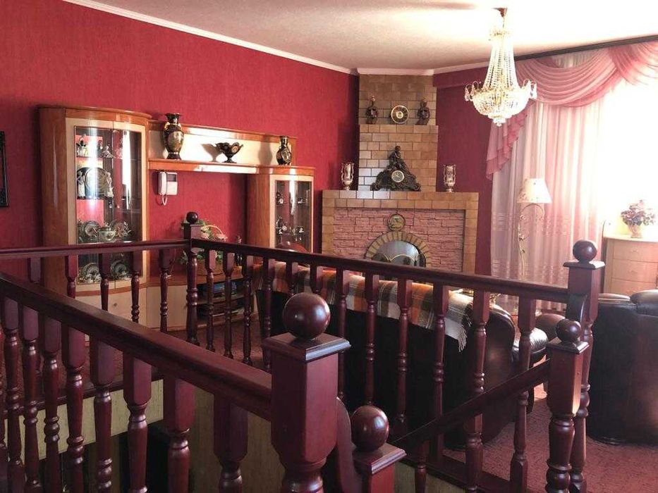 В продаже 2 дома на одном участке 15 сот. без комиссии