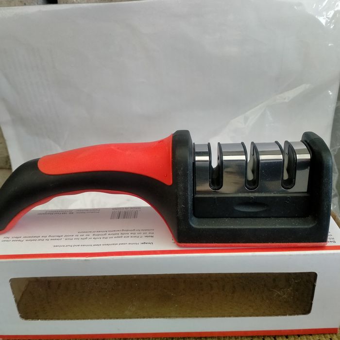 Механическая точилка для всех видов ножей