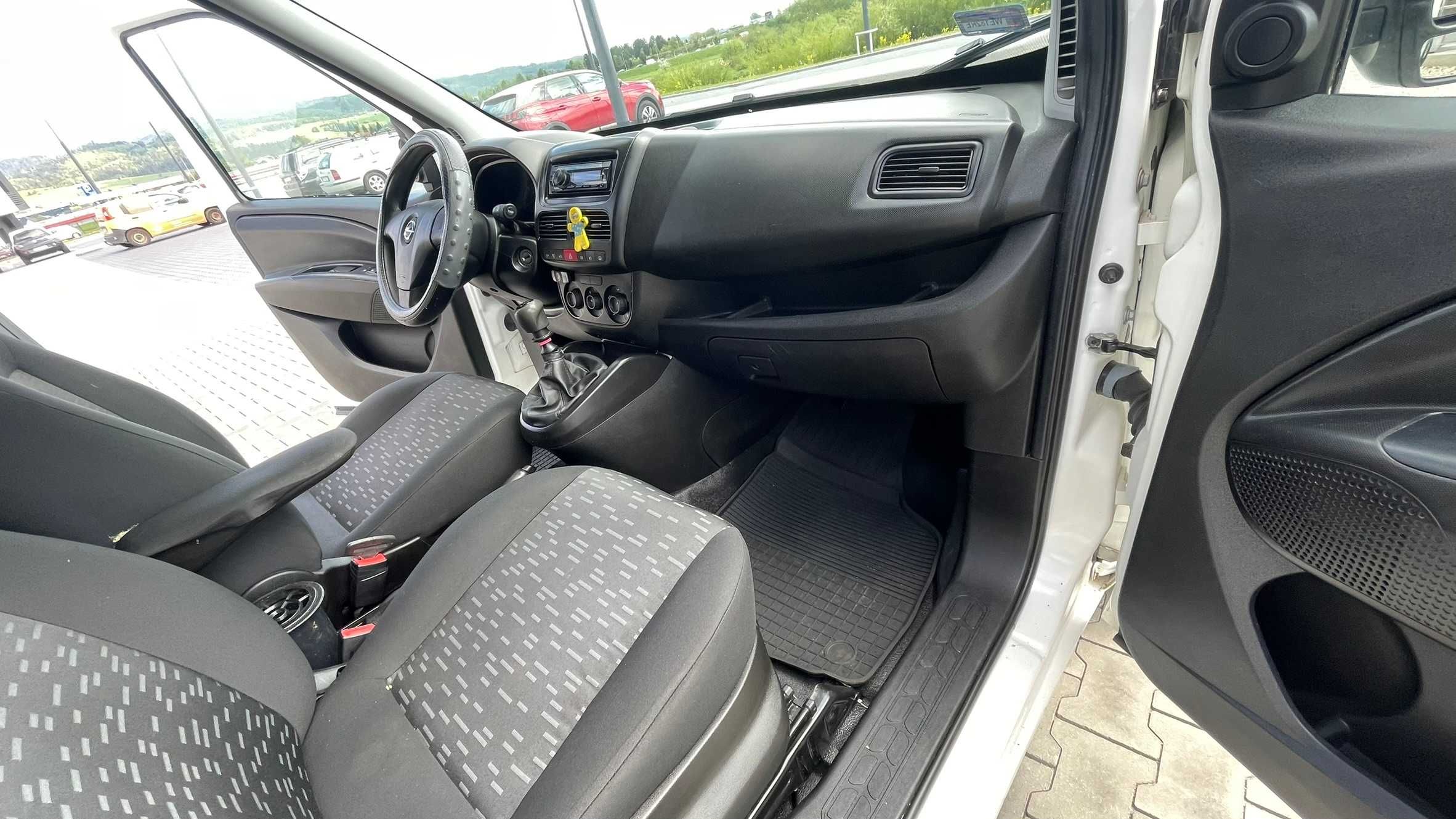 Opel Combo D Van VAT 1 serwisowany salon PL 2017r