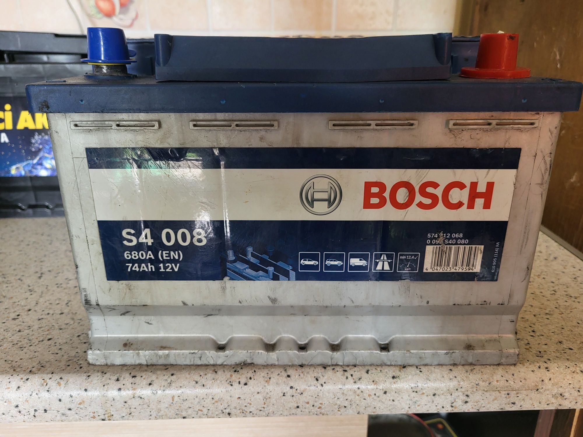 Продам акумулятор BOSCH 74Ah