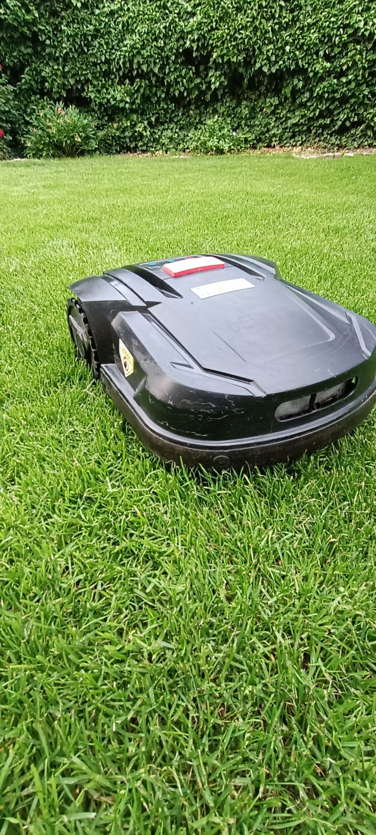 Robot koszący Devvis na 800m2