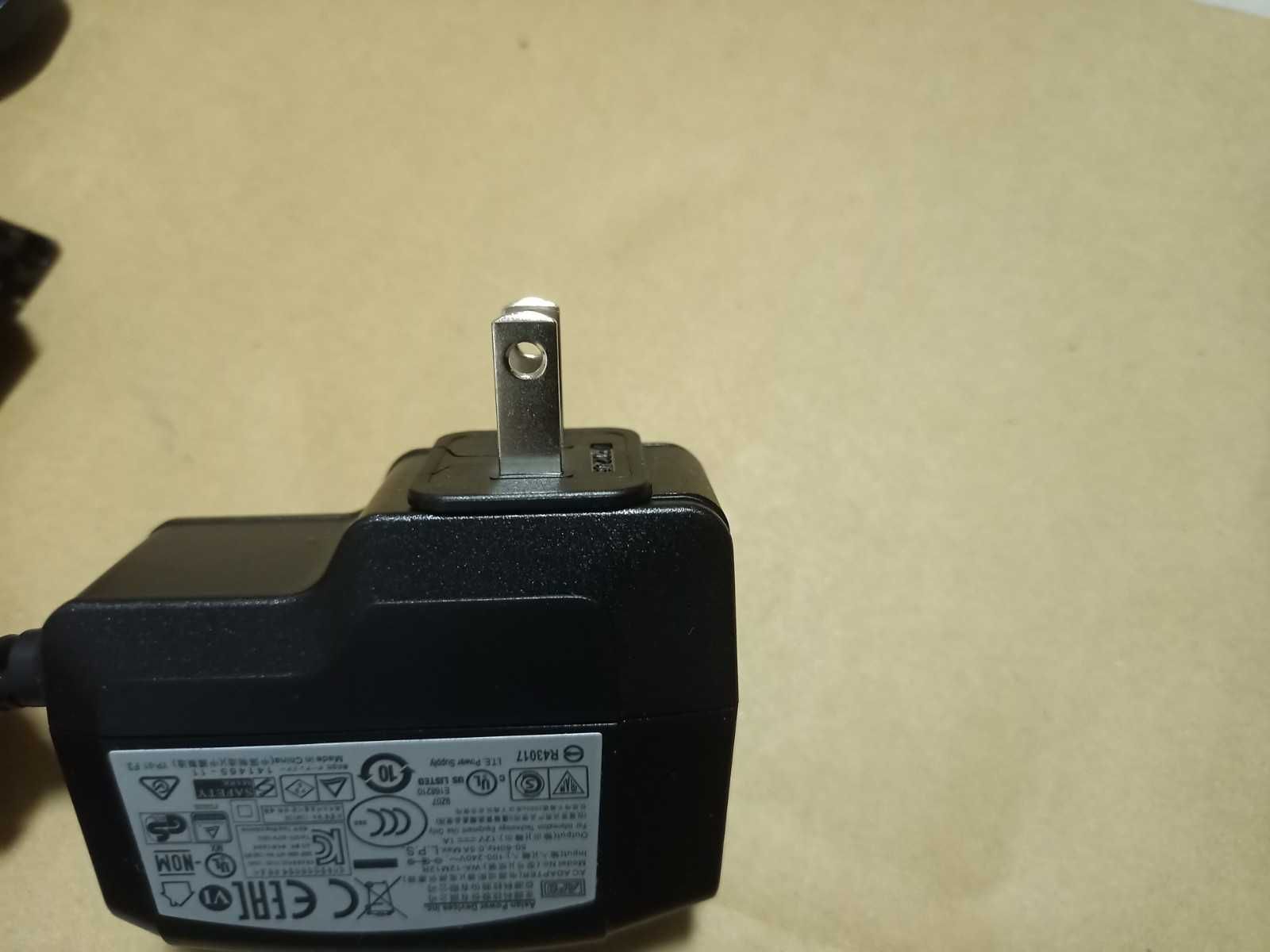 Ac Adapter 12v - 1A _ WA-12M12R