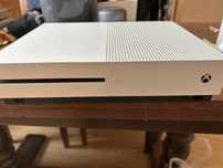 Sprzedam pilnie xbox one s 1T