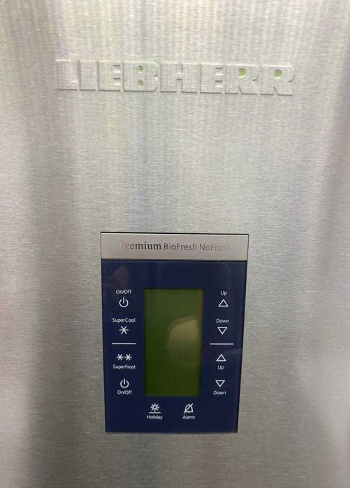 Холодильник LIEBHERR CBNes 3956 з Німечинни Б\В