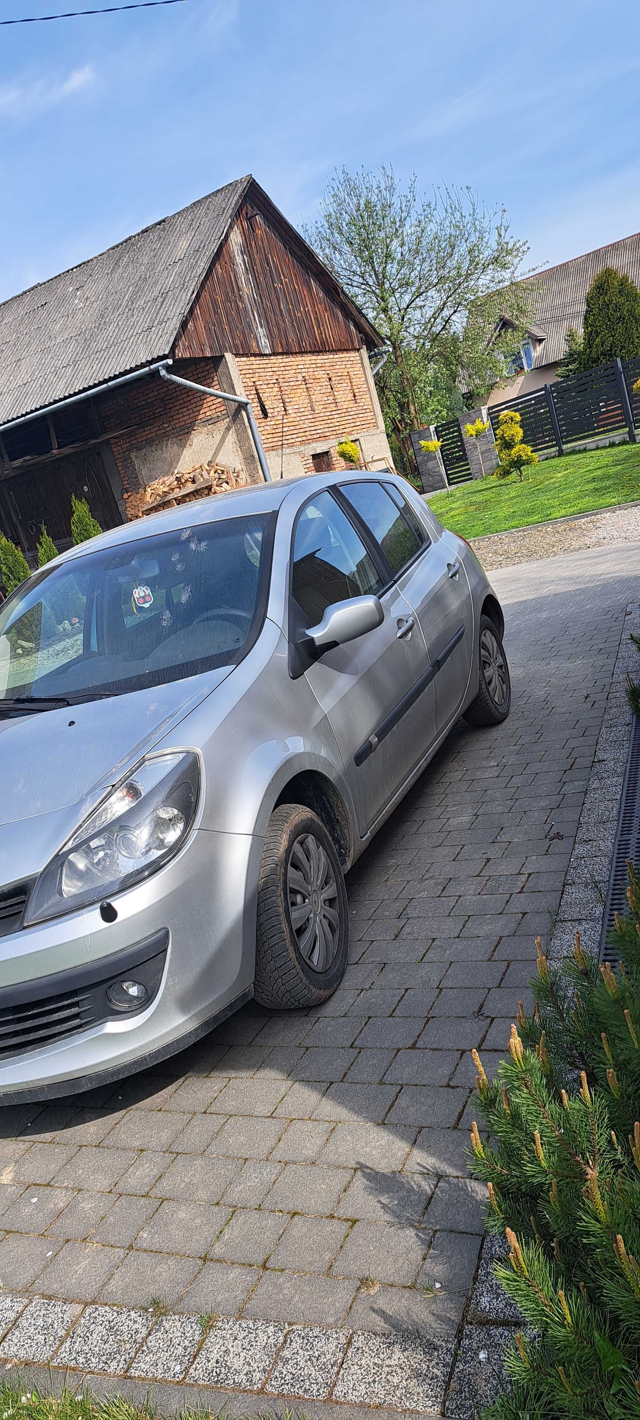 Renault Clio III z 2008 rok