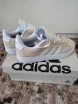 Жіночі кеди Adidas