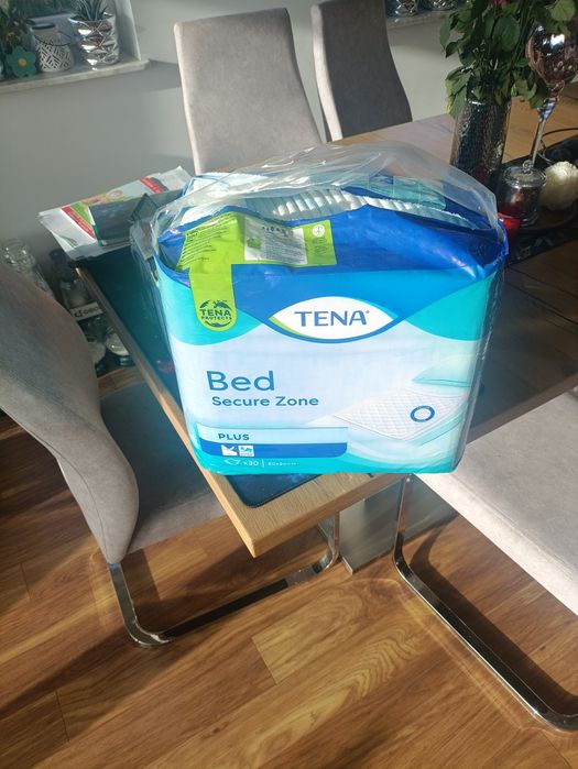 Podkłady TENA bed Plus 60x90 28 sztuk