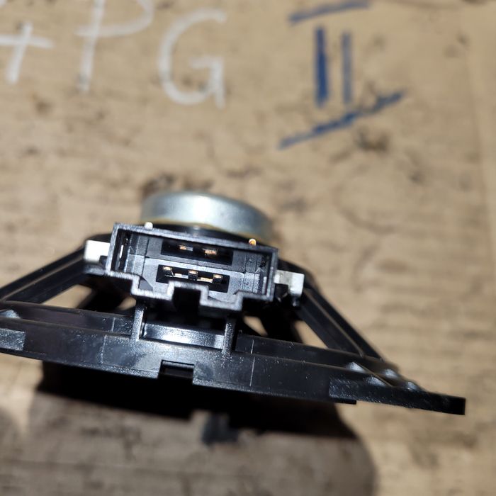 Głośnik drzwi BLAUPUNKT przód lewy vw golf V 2005r