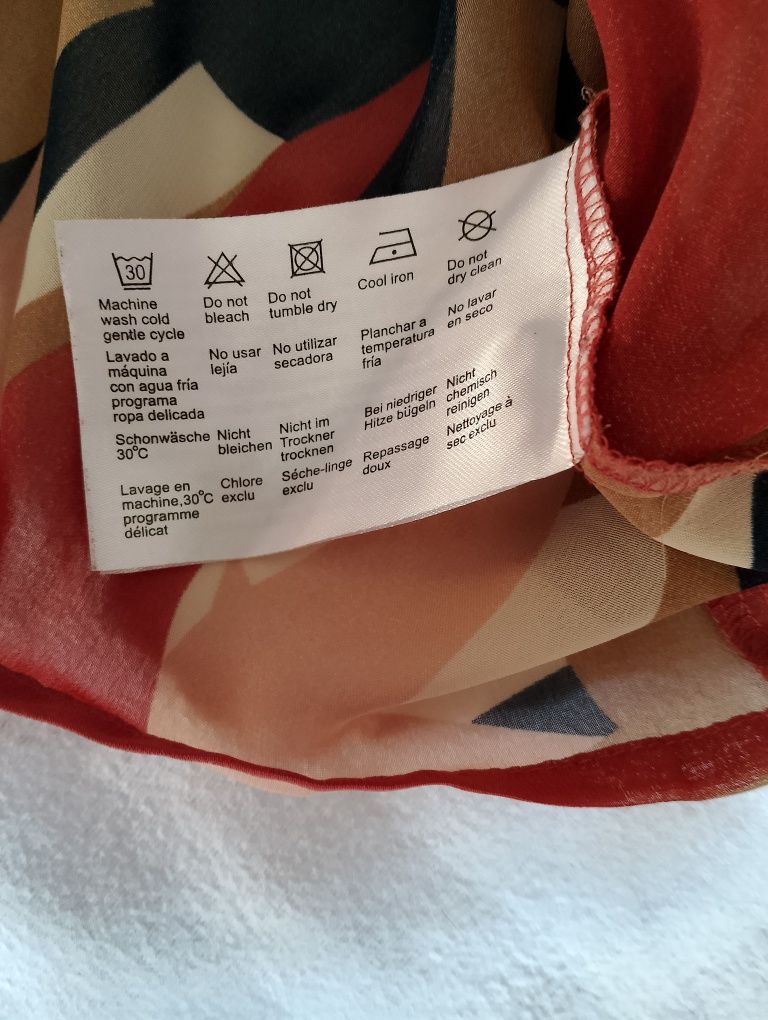 Bluzka przewiewna, lekka z długim rękawem rozm L