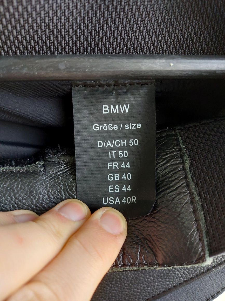 Шкіряні мото штани BMW (50 розмір)
Розмір 50.
