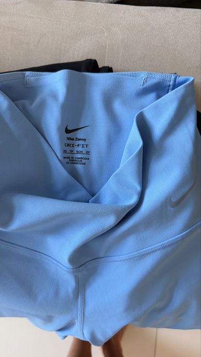 Легінси nike zenvy dri-fit xs