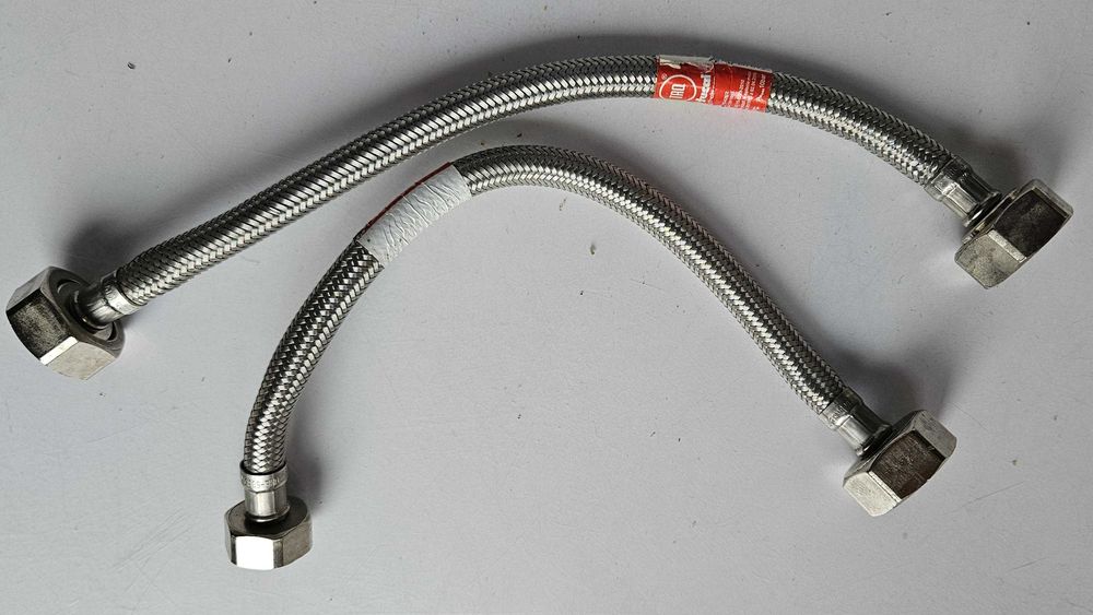 Wężyki do wody 3/4" 30 cm + 3/4" na 1/2" 30 cm Tucai