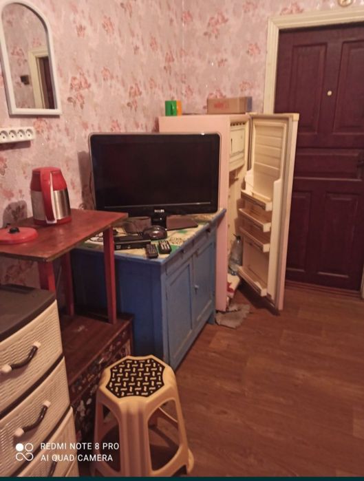 Здається кімната в гуртожитку в Тяжилові
