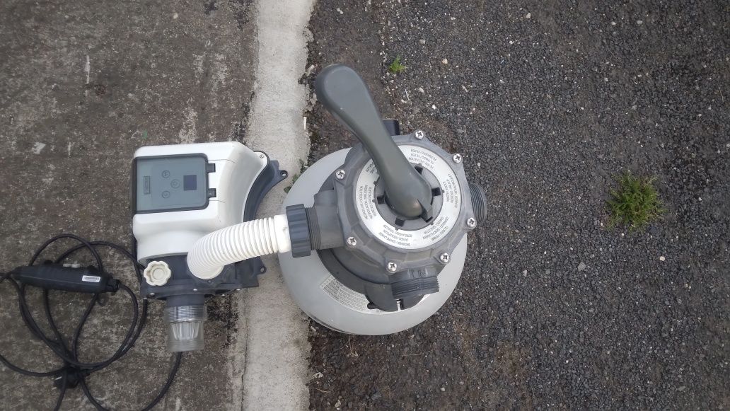 Pompa piaskowa Intex ze zbiornikiem filtrcyjnym z głowicą 6-drożną