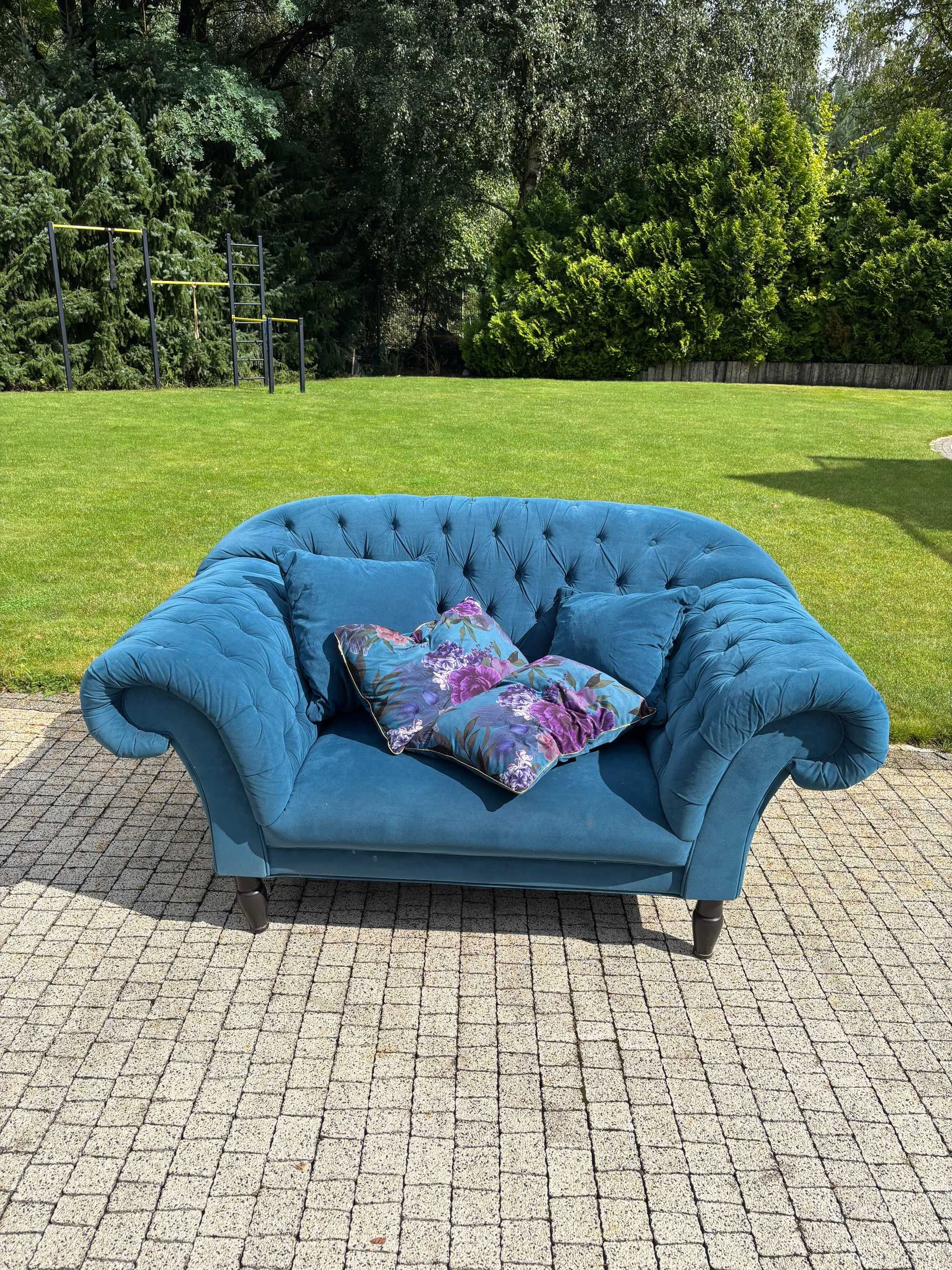 Sofa turkusowa ludwik