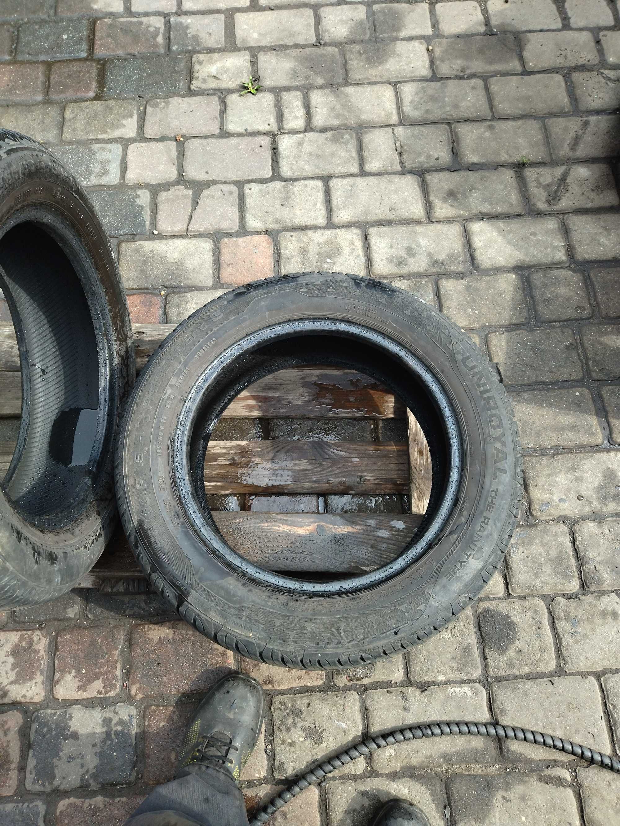 185/60R15 Uniroyal Rain Expert 3 84H Dot0120 2szt. lato 7mm.