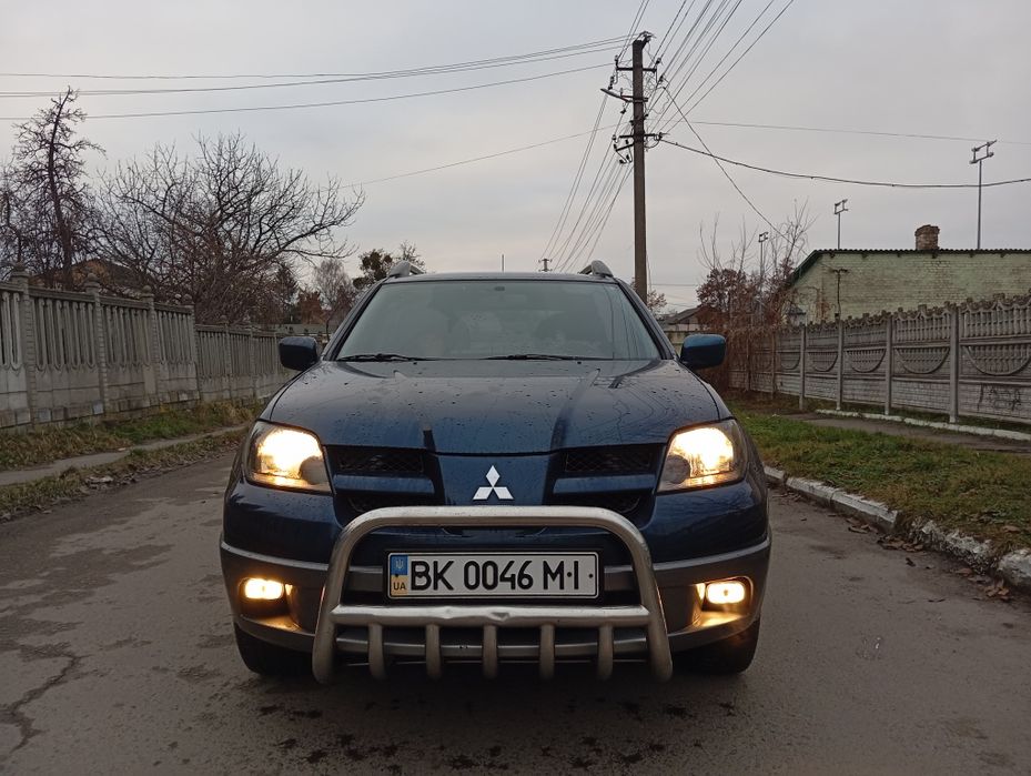Продам хороше авто Mitsubishi Outllander 2004 року