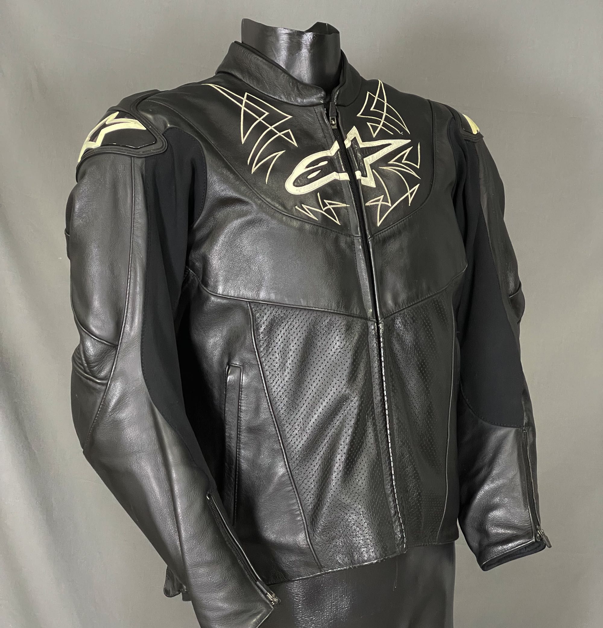 Мотокуртка Alpinestars,Dainese VECTOR