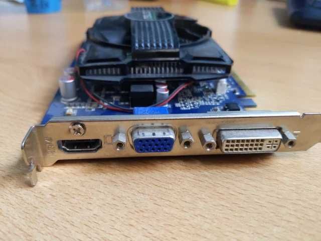 Placa gráfica Asus GT240 1GB DDR3