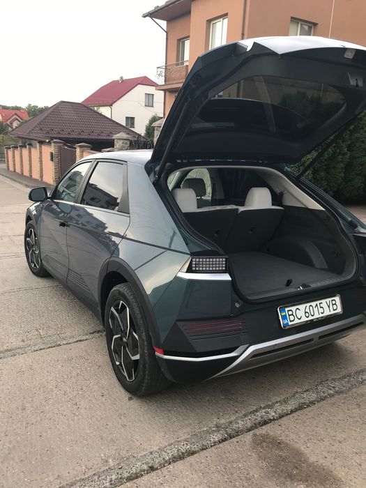 Автомобіль Hyundai Ioniq 5