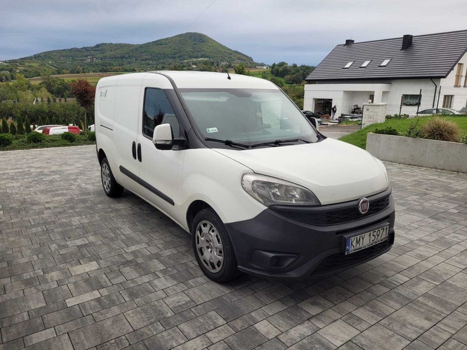 Fiat Doblo Cargo Maxi - 1,6 105km - 3 osobowy 2015r Long Dostawczy Bus