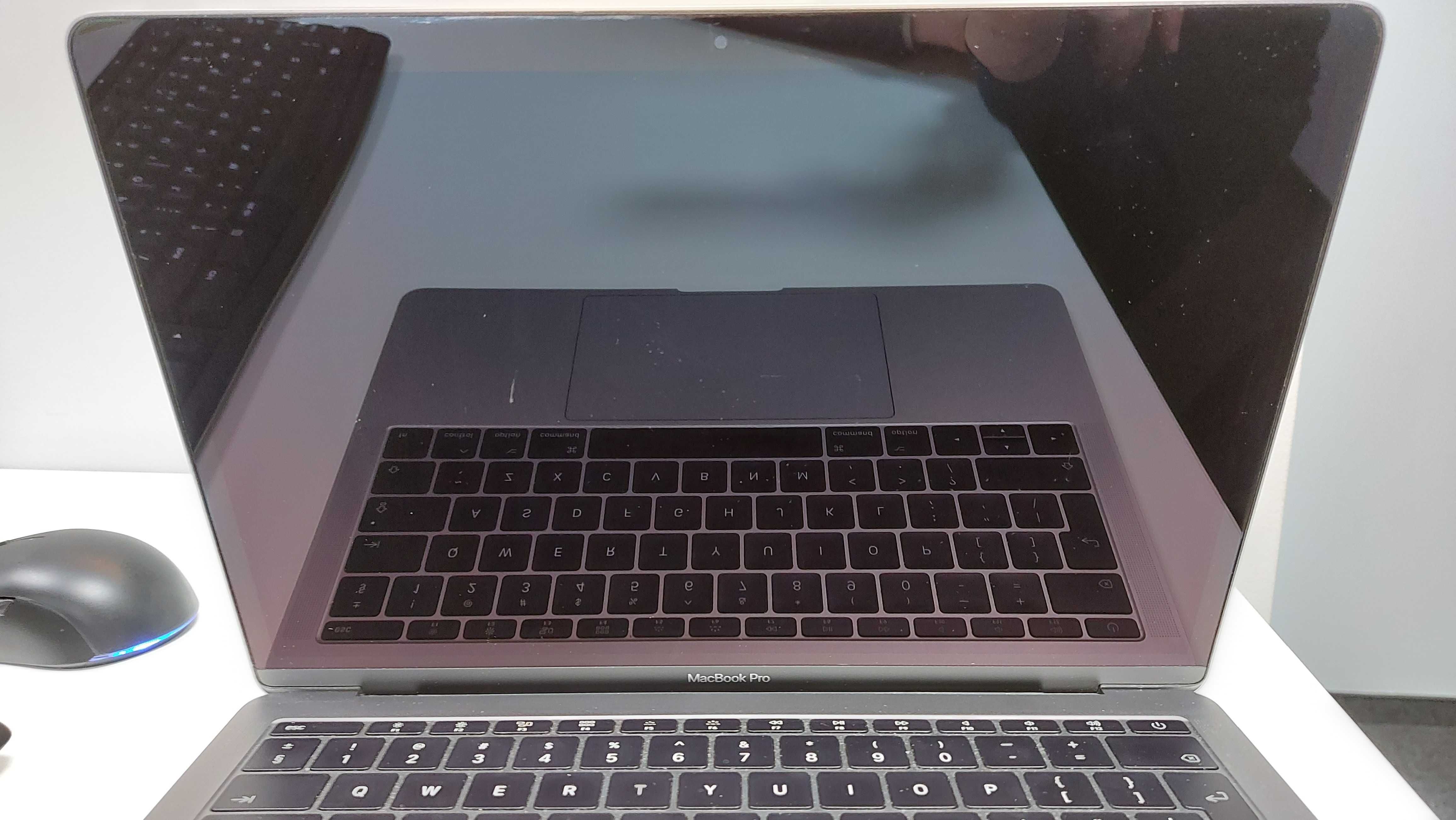 MacBook Pro 2 ghz dual-core intel core i5