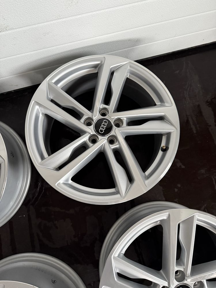 Felgi aluminiowe Audi OE 82A601025K ET 46 7,5jx17” 5x100 Audi A1