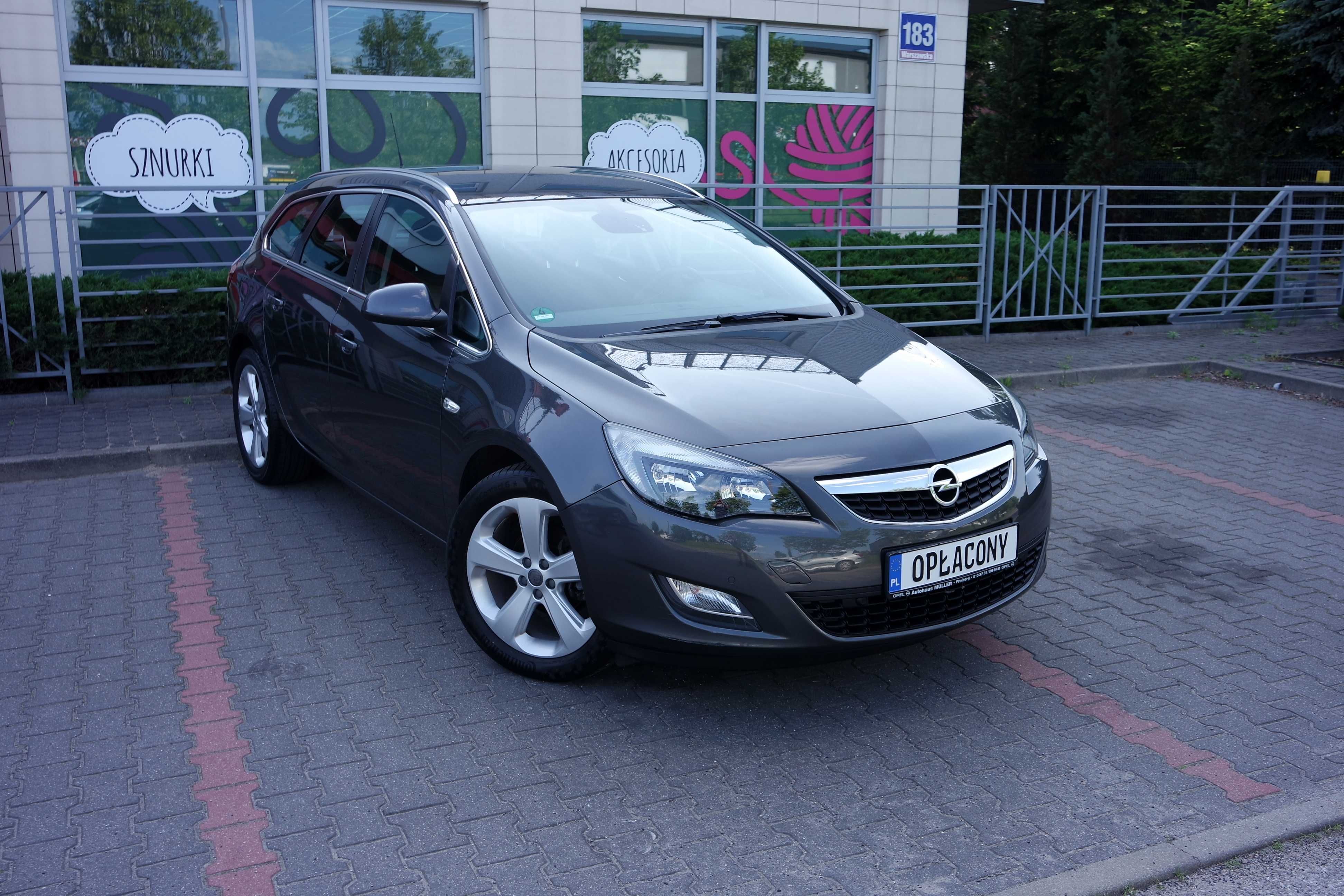 Opel Astra J 1.4 Turbo automat jak nowa idealny stan oryginał lakier