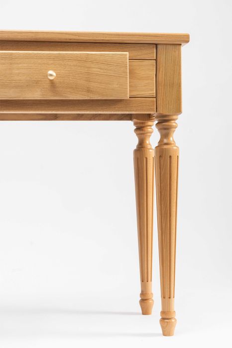 Konsola, stolik drewniany, dąb naturalny