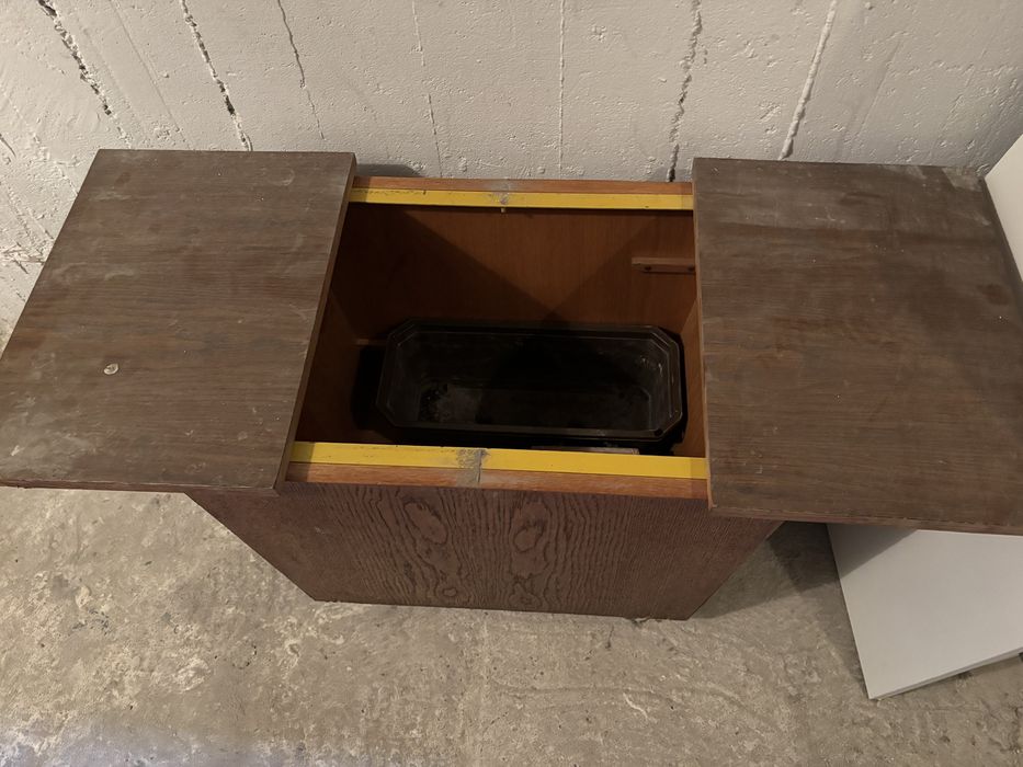 Szafka na narzedzia ogrodowe, balkonowe plus szafa gatis