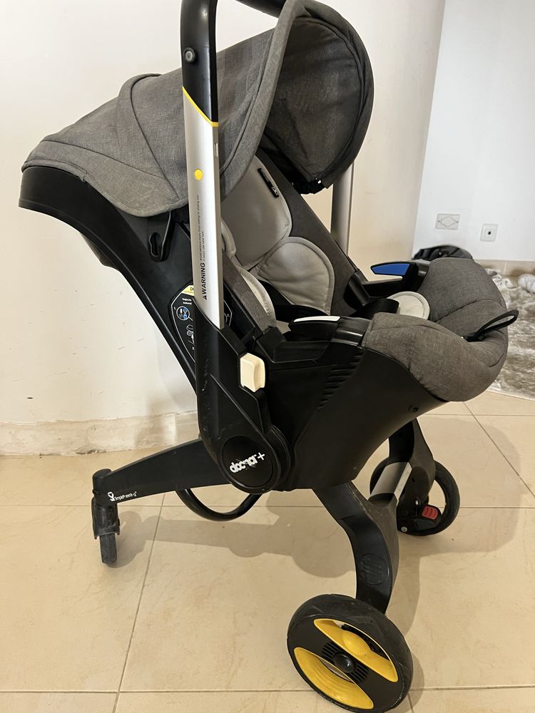 Carrinho bebe Doona + base isofix