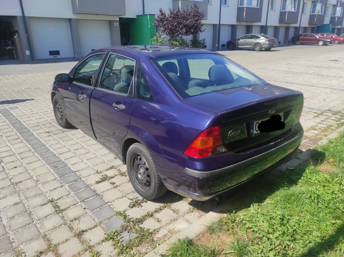 Sprzedam Ford Focus 1,6 benzyna