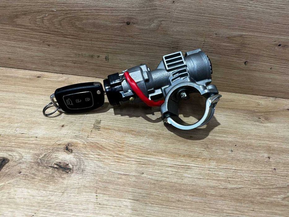 Замок зажигання зажигания запалювання Hyundai ix35 Tucson іх35 Туксон