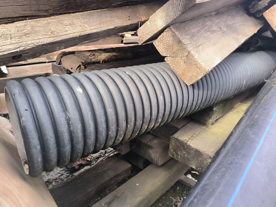 Rura PP SN8 fi 200 kanalizacyjna karbowana przepust dwuścienna 5mb