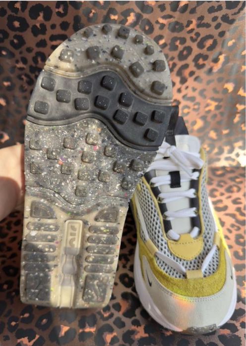 Кросівки жіночі Nike Wmns Air Max Furyosa