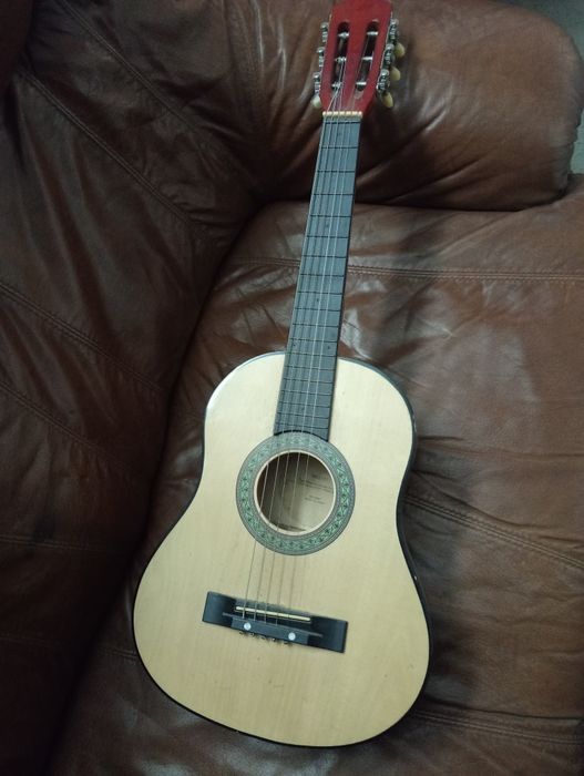 Гитары разные 2 детские Чернигов под реставрацию