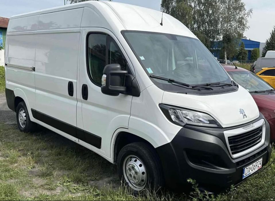 Wynajem 8+1 Toyota osobowe lub  Boxer l2h2 dostawcze
