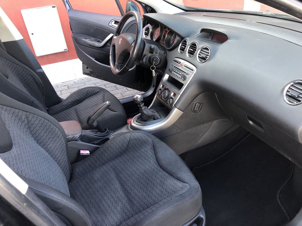 PEUGEOT 308 de 2009 em bom estado