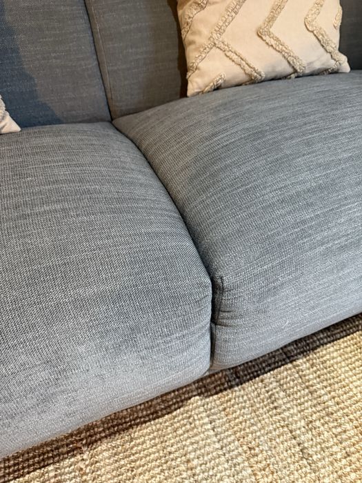 Sofa cinza area store